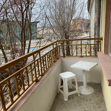 При Донка 2 Pomorie